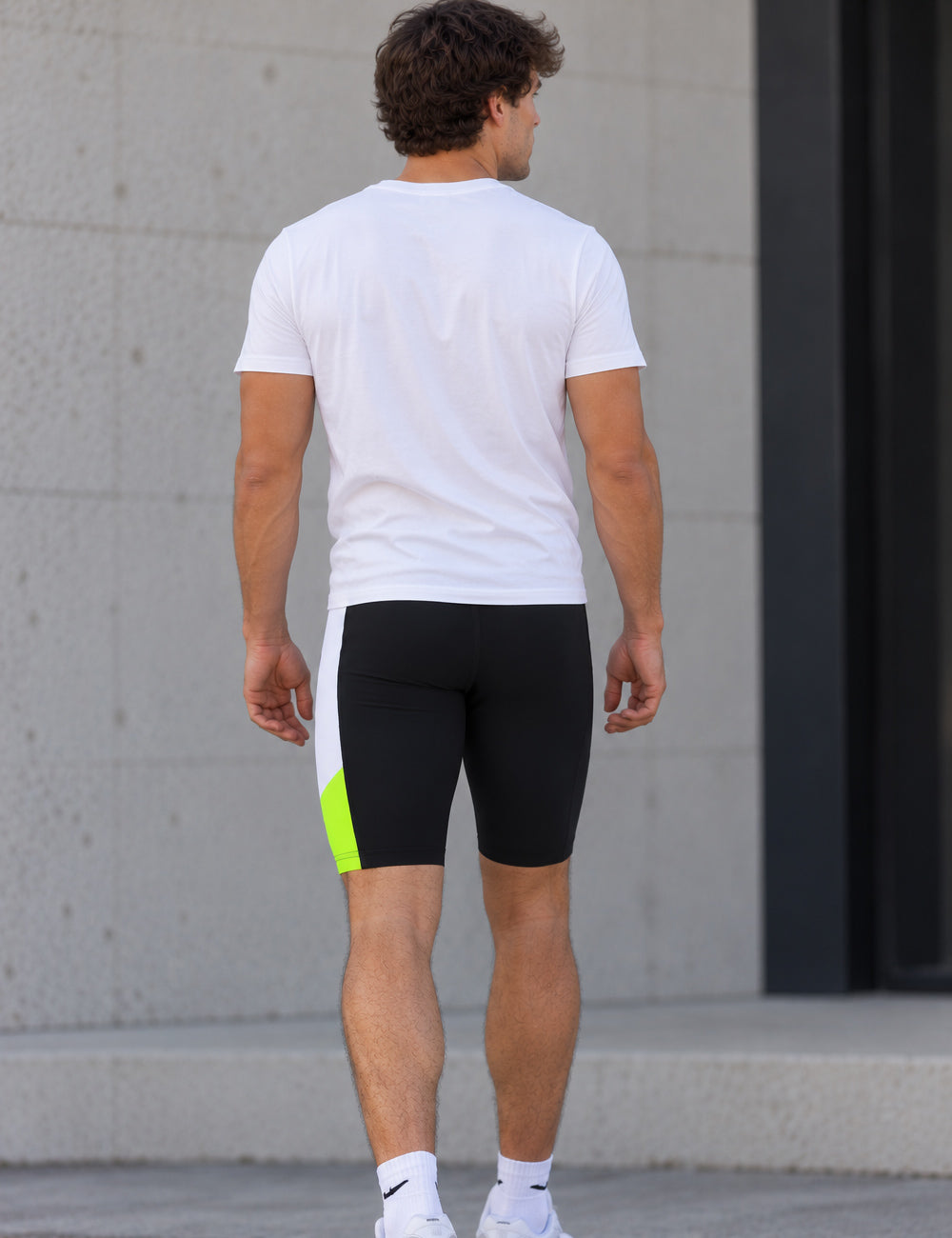 Herren Laufhose Kurz Schwarz Neon